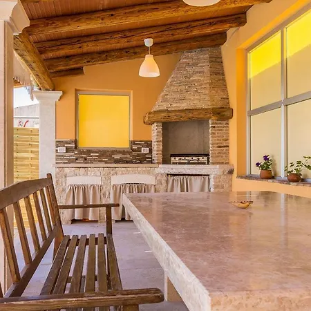 Casa Sandra Villa